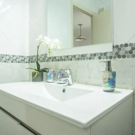 Casa A 300 Metros De Playa America Apartment *