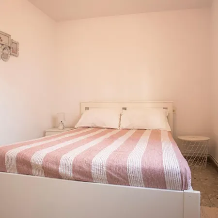Casa A 300 Metros De Playa America Nigran