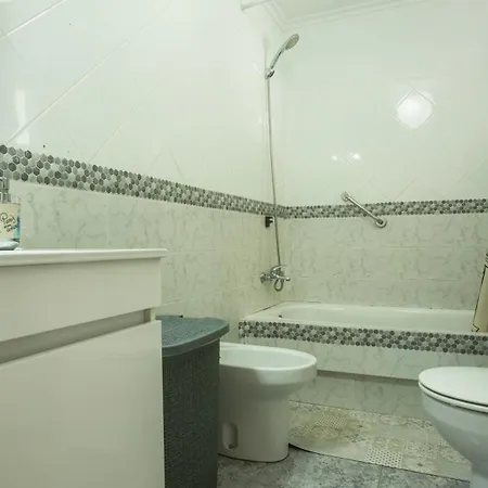 Casa A 300 Metros De Playa America * Nigran